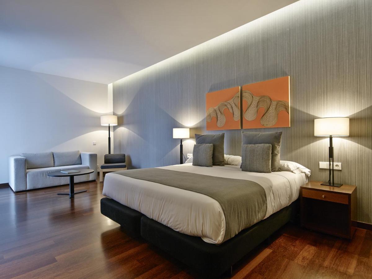 Hotel Carris Marineda А-Корунья Екстер'єр фото
