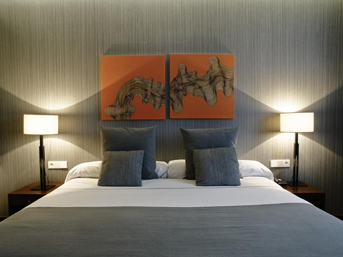Hotel Carris Marineda А-Корунья Екстер'єр фото